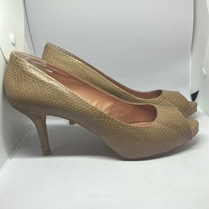Vince Camuto Snake skin print peep toe heels